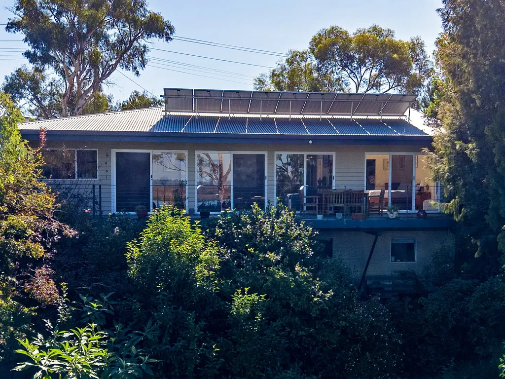 East Bairnsdale 3ਬੈੱਡਰੂਮ THE VIEW IS THE FIRST THING YOU’LL NOTICE — AND THE LAST THING YOU&r