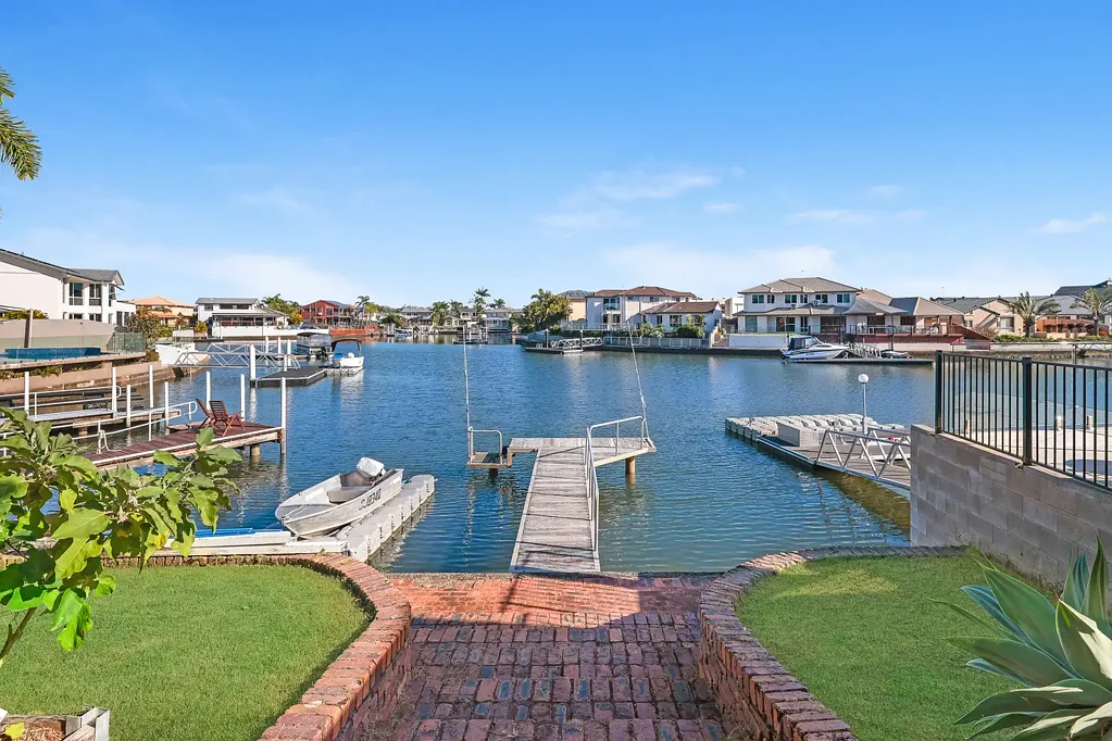 21 Sundance Way, Runaway Bay, QLD 4216