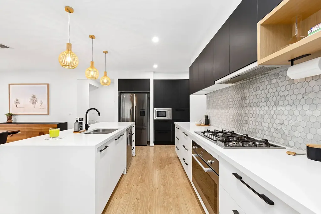 4 Hackberry Close, Lara, VIC 3212