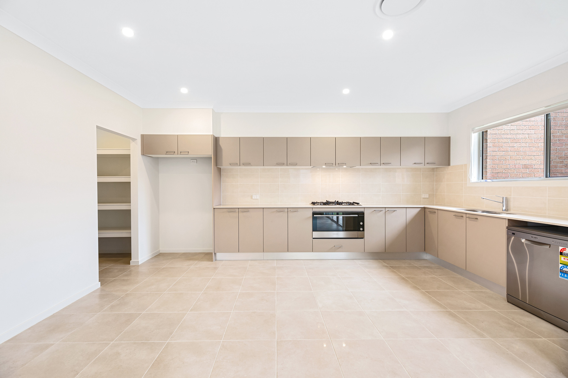 28B PEPPERCORN PL, GLENWOOD NSW 2768, 0部屋, 0バスルーム, House