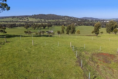 Bindoon  " Stunning Valley Views "