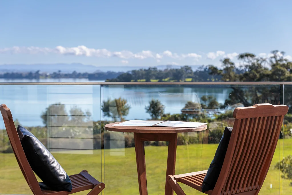 Glenbrook 4房  Family Home, Space, Views & Exceptional Garaging