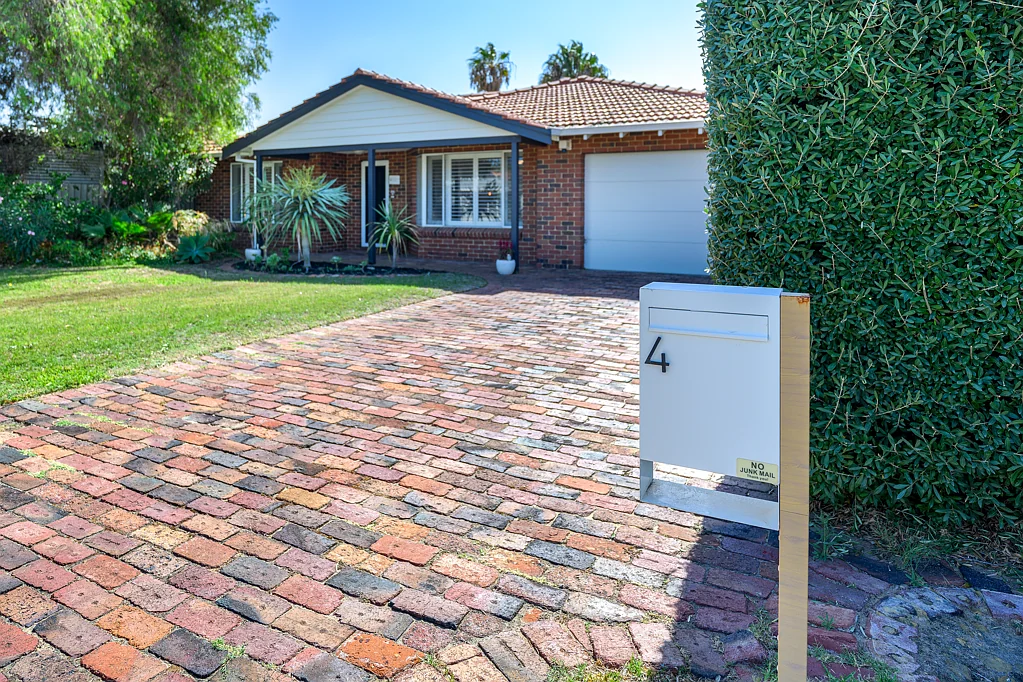 4 McCormick Street, Warnbro, WA 6169