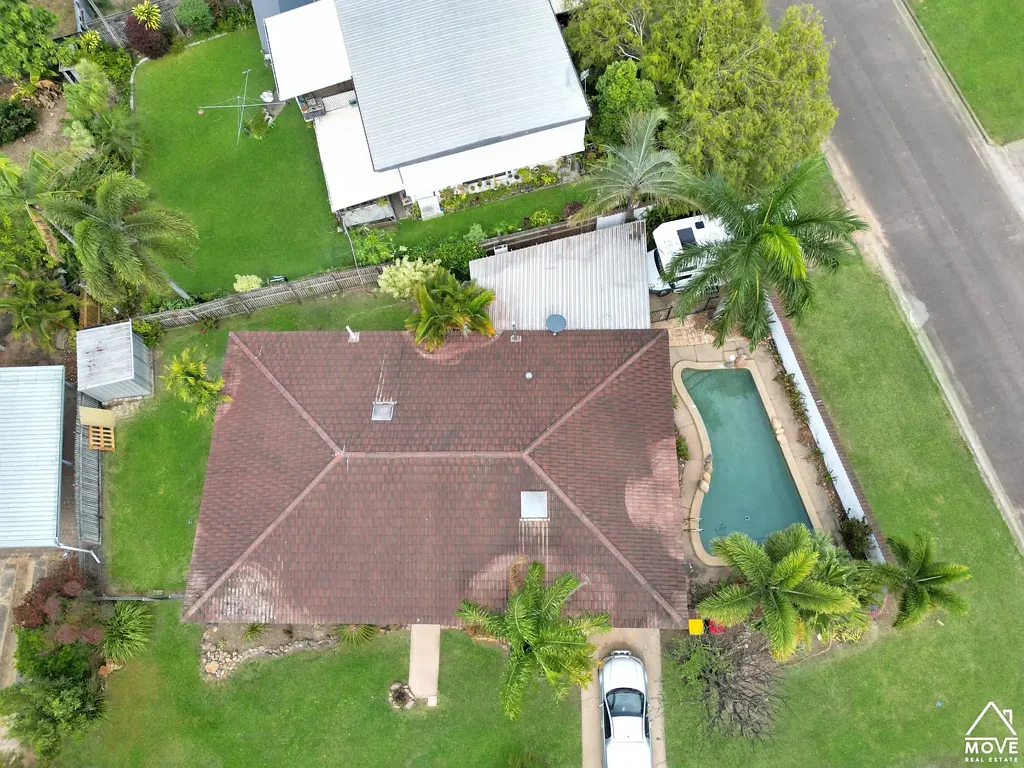Kirwan 4房  Spacious Family Home with Pool on Expansive 610sqm Block