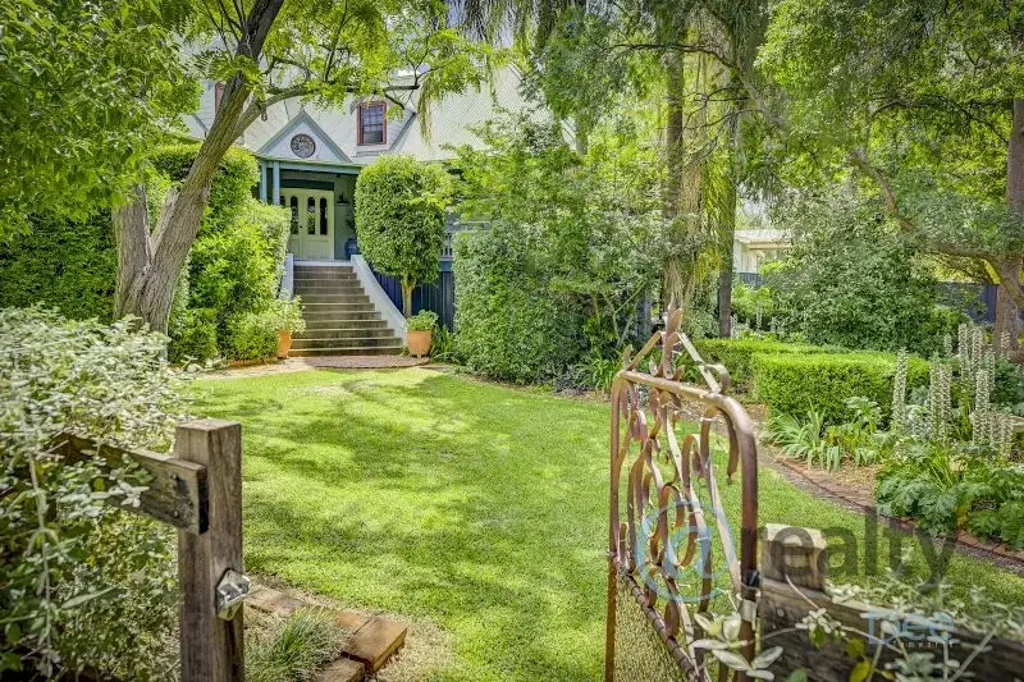 Tamworth 5部屋 Unique opportunity in Calala!