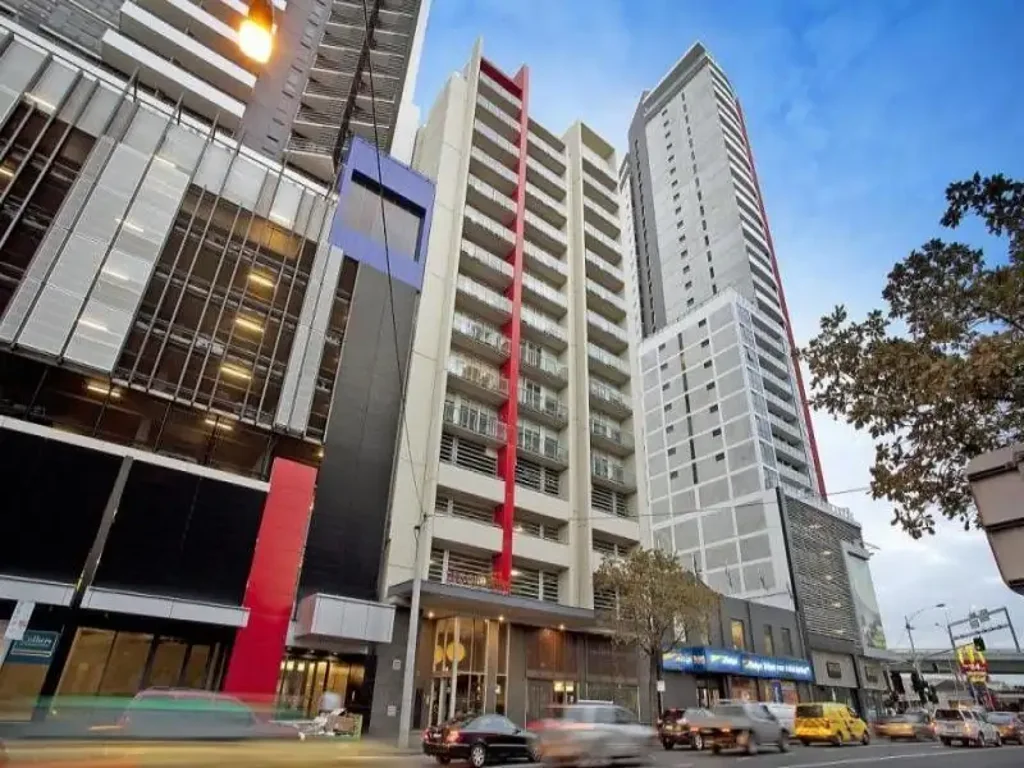INNER CITY LIFESTYLE - FULLY FURNISHED