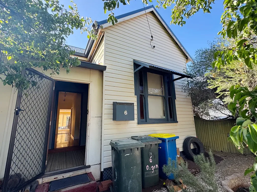 Cute cottage in central location