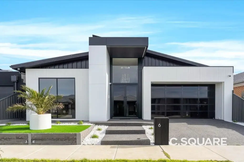 Mickleham 4બેડરૂમ POOL | LUXURIOUS | BUILT-IN BBQ | PREMIUM | CRAIGIEBURN
