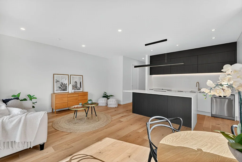 Hobsonville 3房  Brand New And Ready For You!