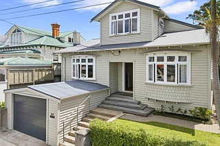 142 Queen Street, Northcote Point, North Shore City