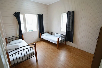 Adres Weerhou, Mareeba, QLD 4880, 5 slaapkamers, 1 badkamers, House