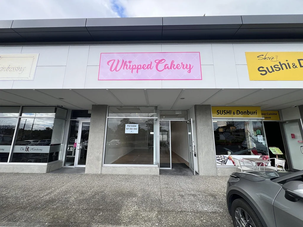 Rosedale Bite-sized retail with excellent exposure