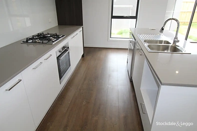 86 Flatbush Avenue, Point Cook, VIC 3030, 4 slaapkamers, 3 badkamers, House