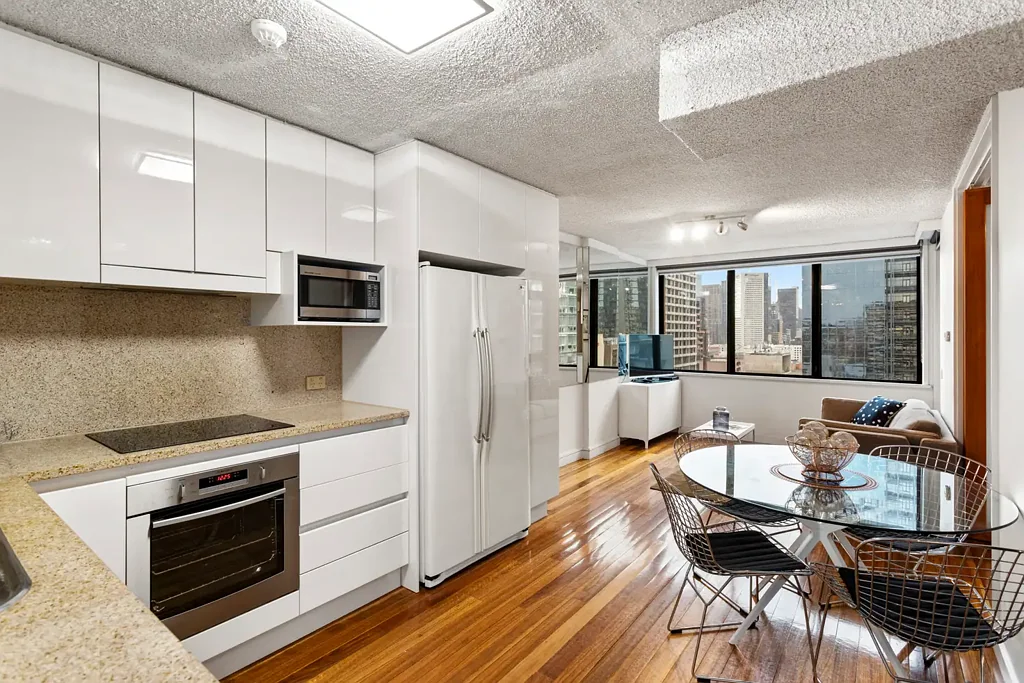 Furnished, Corporate Spring St Pad