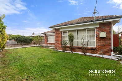 Riverside 3Zimmer Perfectly positioned - renovate or redevelop