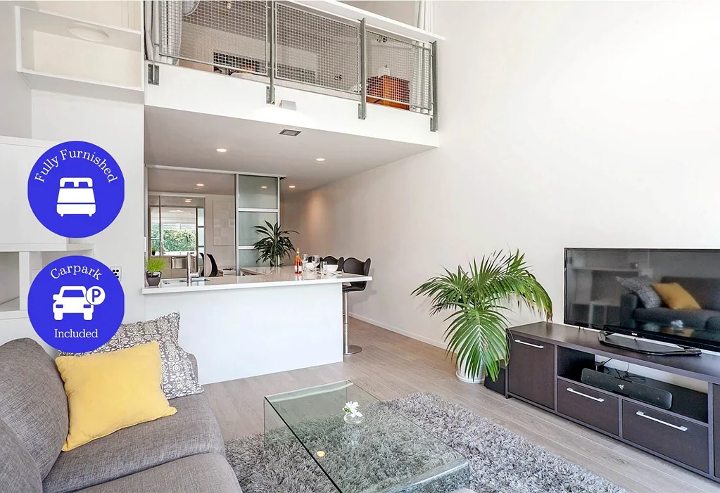 Unique One Bedroom + Study + Car Park