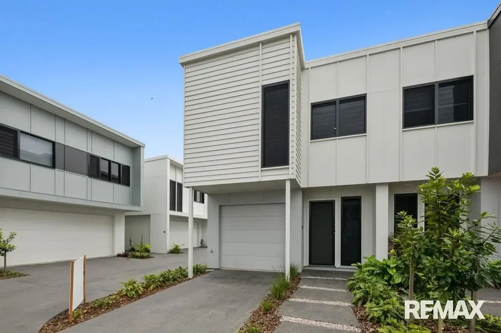Birtinya 2房  Modern Coastal Living in the Heart of Birtinya | North-Facing Corner Townhome