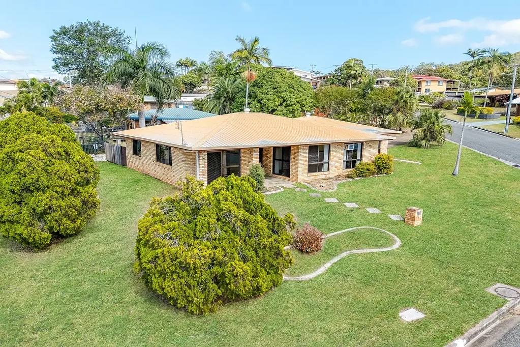 2 Mercedes Street, Clinton, QLD 4680