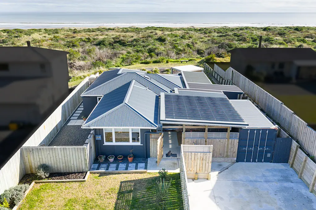 Waitarere Beach 3房  BEACHFRONT