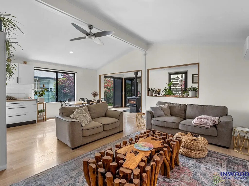 10 Isaac Street, Mount Pleasant, SA 5235