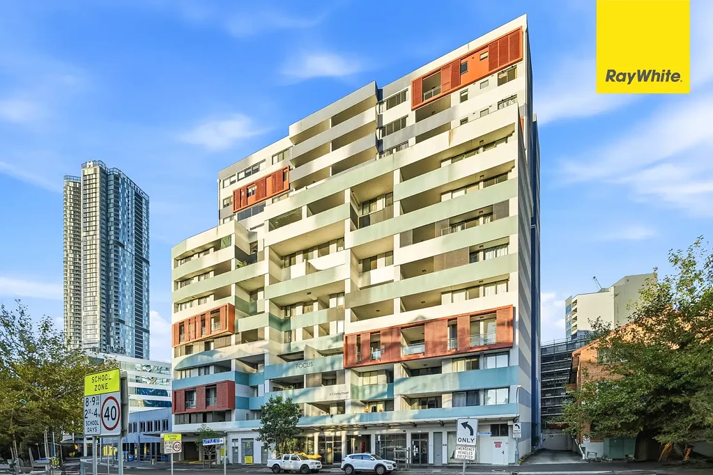 Parramatta 2 Bedroom Stylish CBD Living with Convenience at Your Doorstep