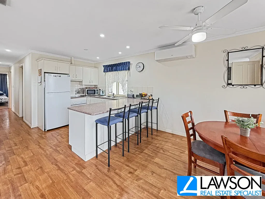Arno Bay 3Zimmer Coastal Charm Meets Unbeatable Value