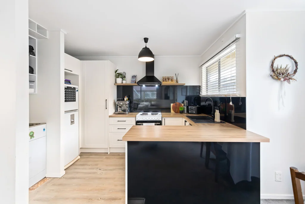 Lyall Bay 2غرفة نوم Sunny Start or Smart Downsize! 2 Beds + Study.