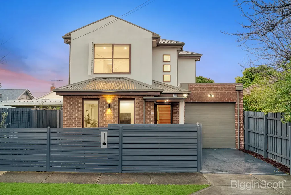 Maidstone 3 Slaapkamer Spacious & Stylish Living With Outdoor Entertaining Excellence