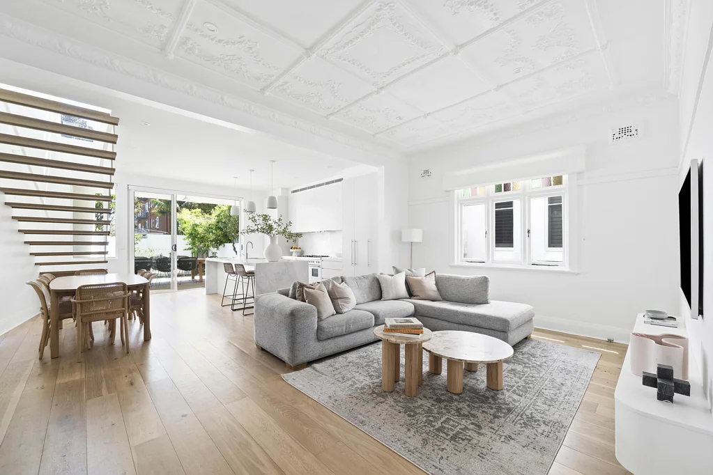Randwick 4房 宏伟尺度与私家花园休憩之所的现代海滨奢华 Contemporary Coastal Luxury With Grand Proportions & A Private Garden Sanctuary