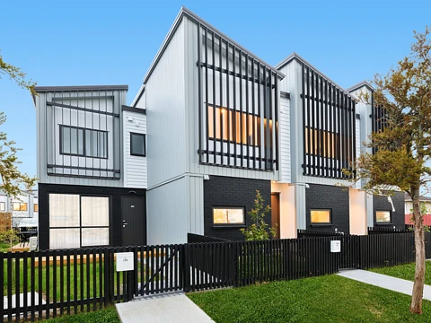 15F & 17B Tabitha Crescent, Henderson, Waitakere City, Auckland