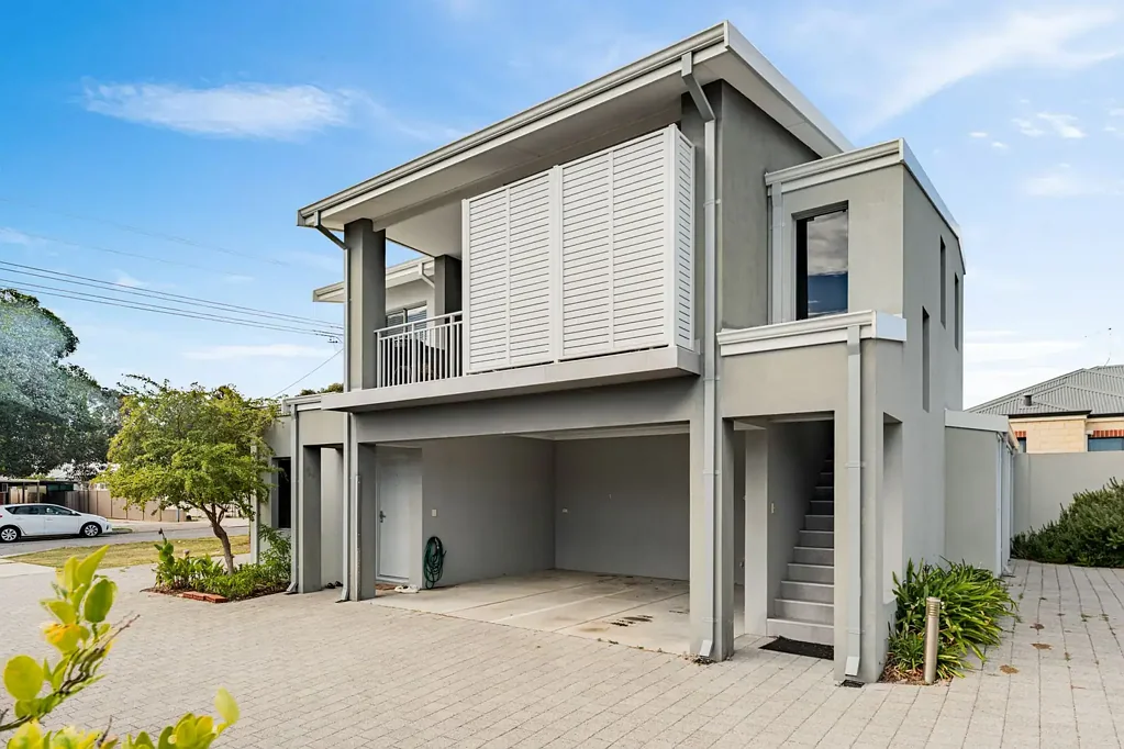 Nollamara 2房  Well-Maintained 2015 build 2-bed unit - Move-In Ready