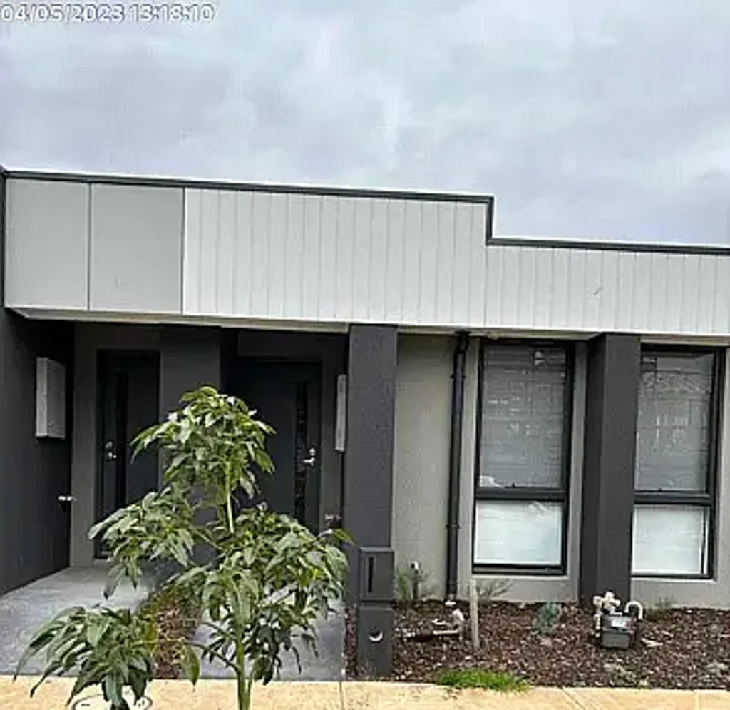 LUXURY TOWNHOUSE IN DEANSIDE