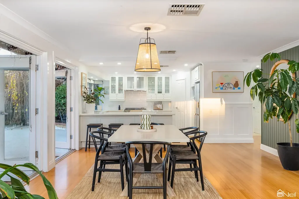 Gosnells 4कमरा HAMPTONS CHARM MEETS FAMILY ENTERTAINING