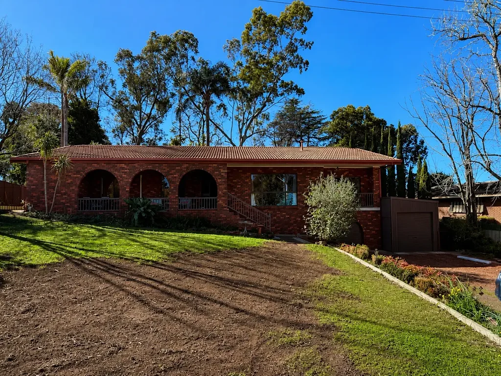 Elevated Family Home Overlooking Barooga Golf Course
