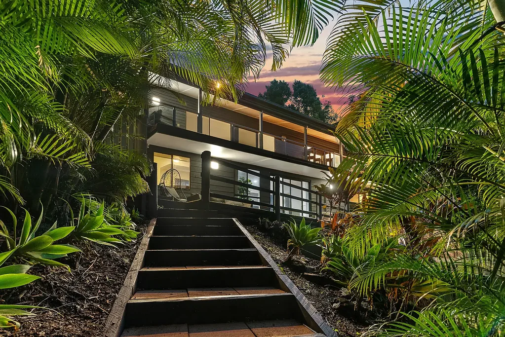 Arana Hills 4Zimmer Elevated Oasis Offering Space, Privacy & Lifestyle