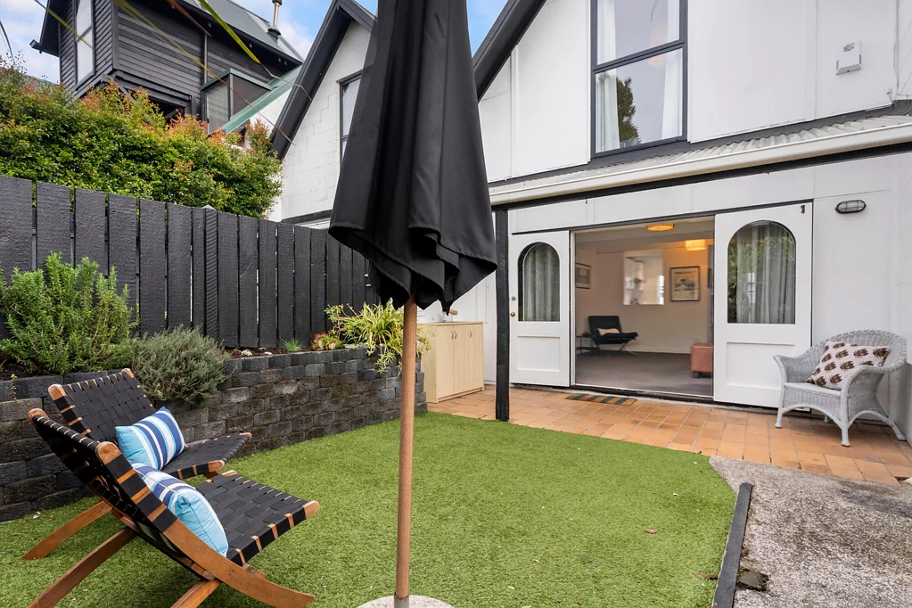 Mount Albert 2Zimmer Architectural Flair Meets Scandi Cool