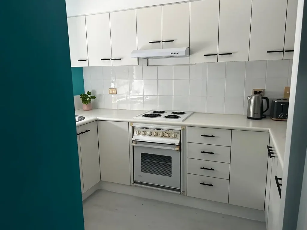 Laguna Quays 2Habitaciones Renovated and Furnished Unit Ready to go