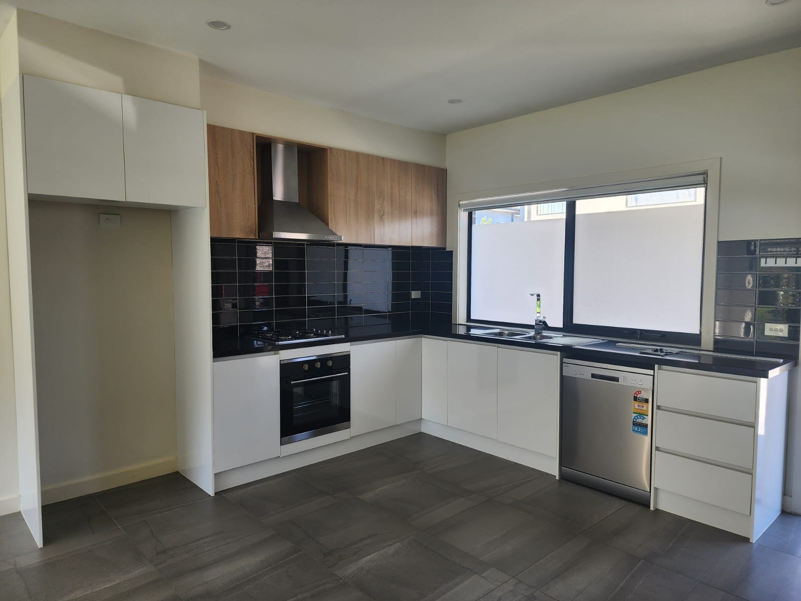 UNIT 5 3 ALEXANDER CT, BROADMEADOWS VIC 3047, 0 રૂમ, 0 બાથરૂમ, Townhouse