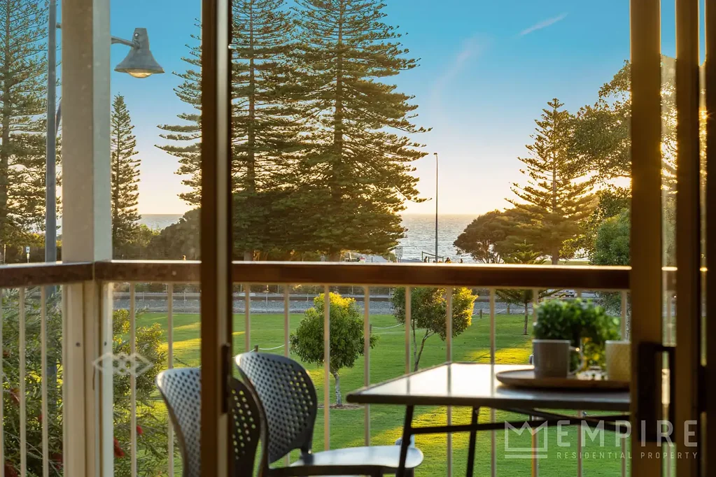 South Fremantle 3कमरा Location, Lifestyle and Ocean Views
