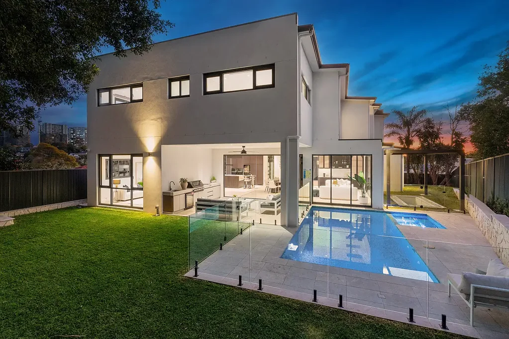 Castle Hill 5 Bedroom Brand new architectural masterpiece