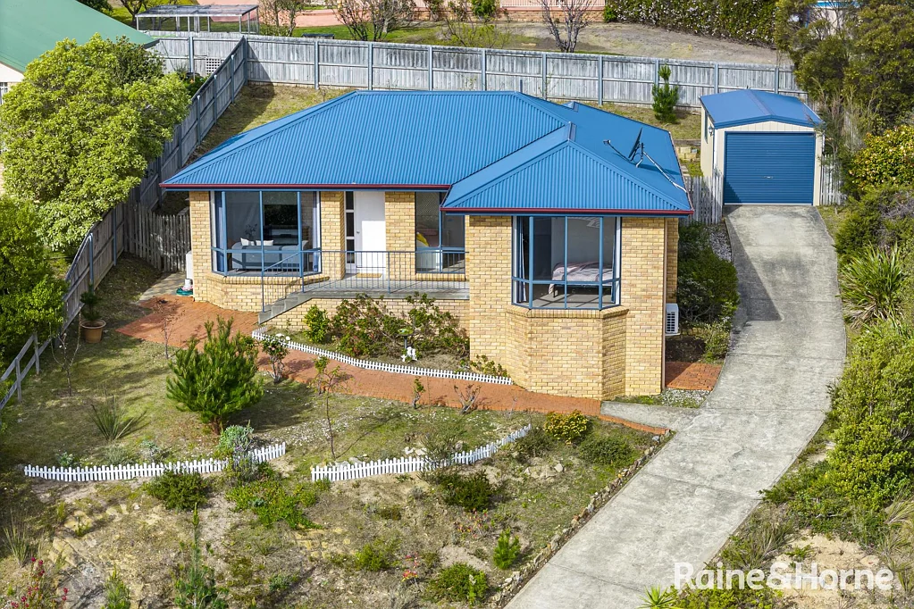 11 Fairview Drive, Kingston, TAS 7050