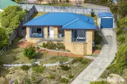 11 Fairview Drive, Kingston