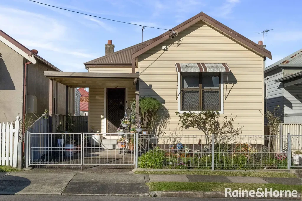 Mayfield 2房  An Exciting Opportunity Awaits