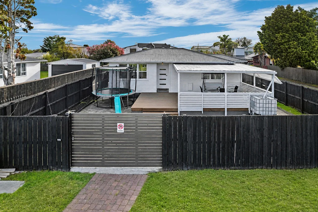 Papakura 2Kwarto PRE-MORTGAGEE SALE !
