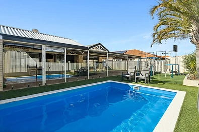 Bennett Springs 4બેડરૂમ Just Listed!  The Complete Family Lifestyle Package
