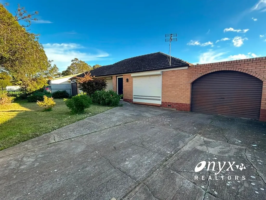 Secure Family Home with Pool in Elizabeth Downs