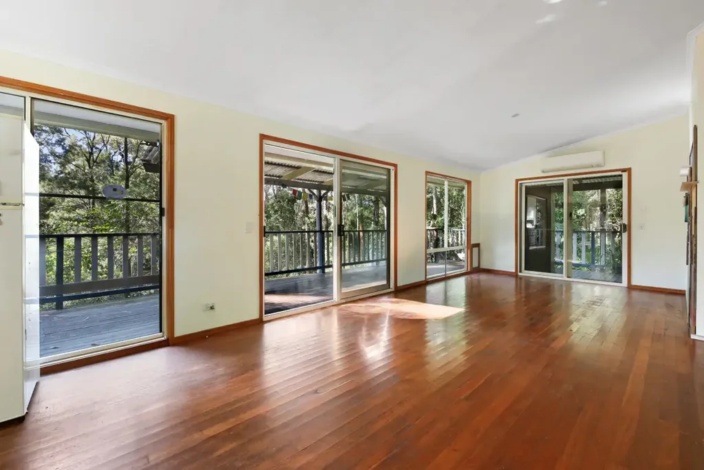 Tallebudgera 2房  Hidden Bushland Paradise Rich Boasting Peace, Privacy and Possibility