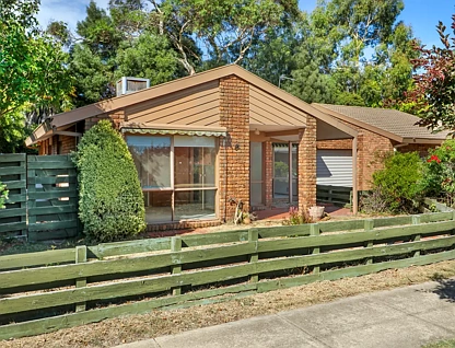 1/30 Ailsa Street, Mansfield, VIC 3722, 2 Kuwarto, 1 Banyo, Townhouse