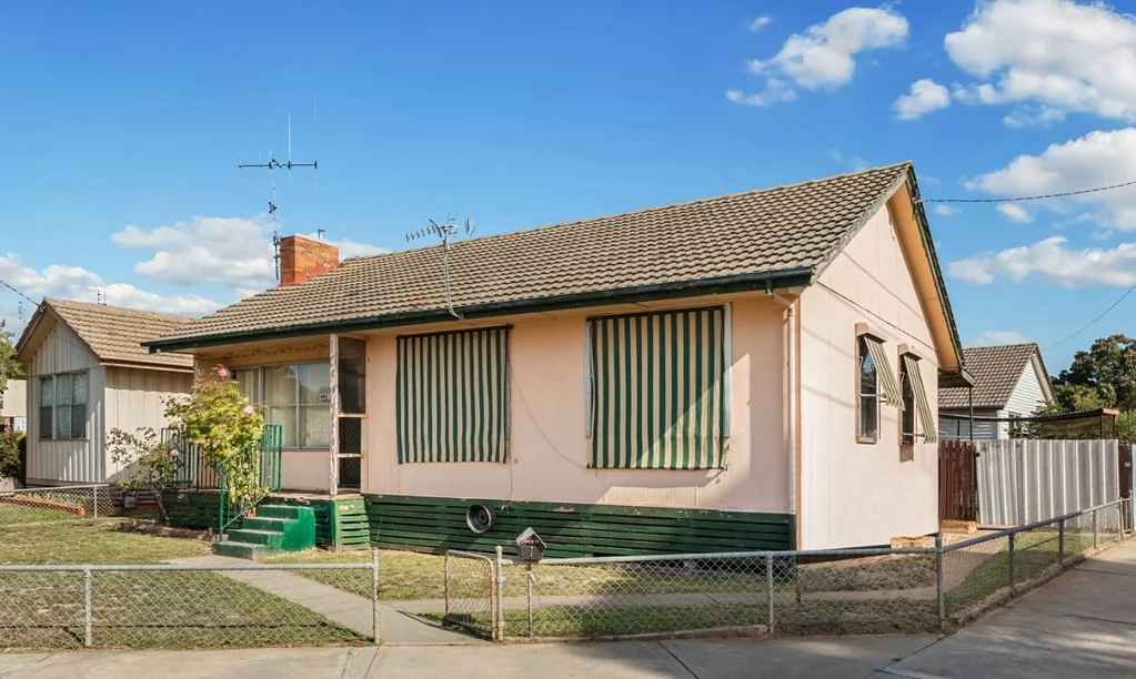1 Finch Avenue, Eaglehawk, VIC 3556