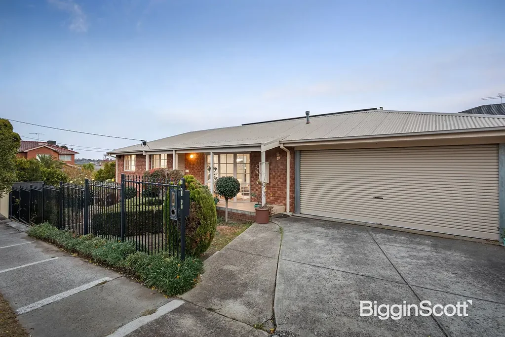 17 Bruce Street, Bulleen, VIC 3105